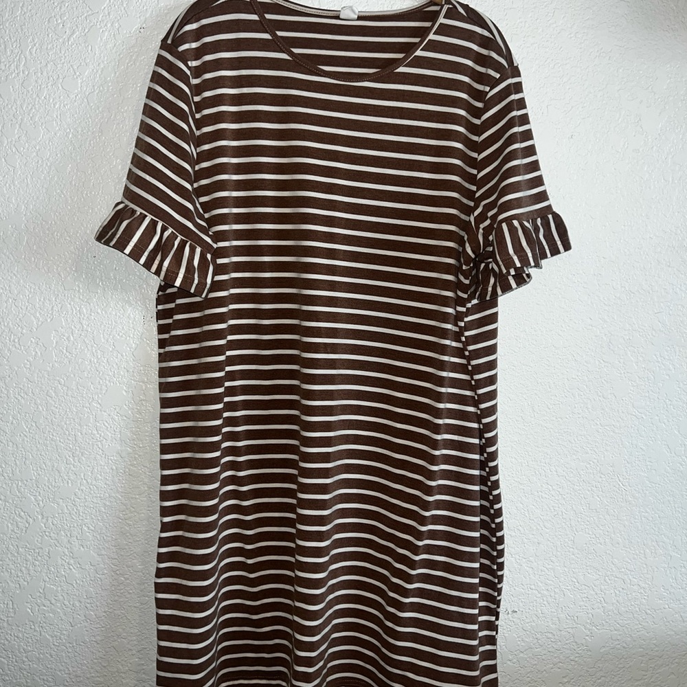 Brown Striped Dress - Picture 2 of 5